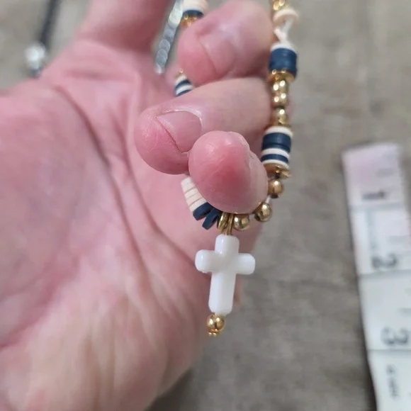 Fashion Jewelry Bundle(7) Crosses Earrings Necklace Bracelets Pin GUC - Picture 8 of 11